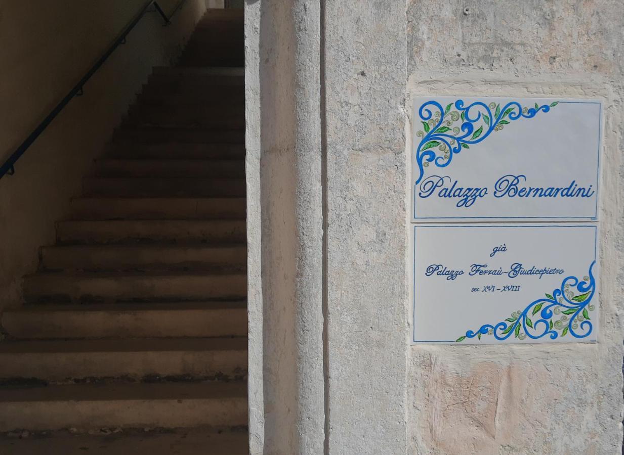 Palazzo Bernardini B & B Matera Kültér fotó